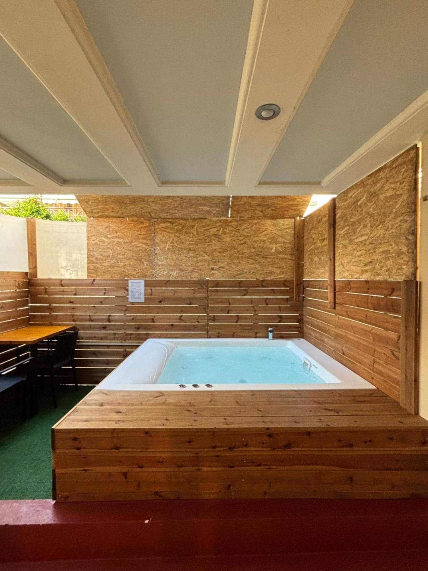 Jacuzzi Studio Close To Athens Airport!! Pallini  Exterior photo